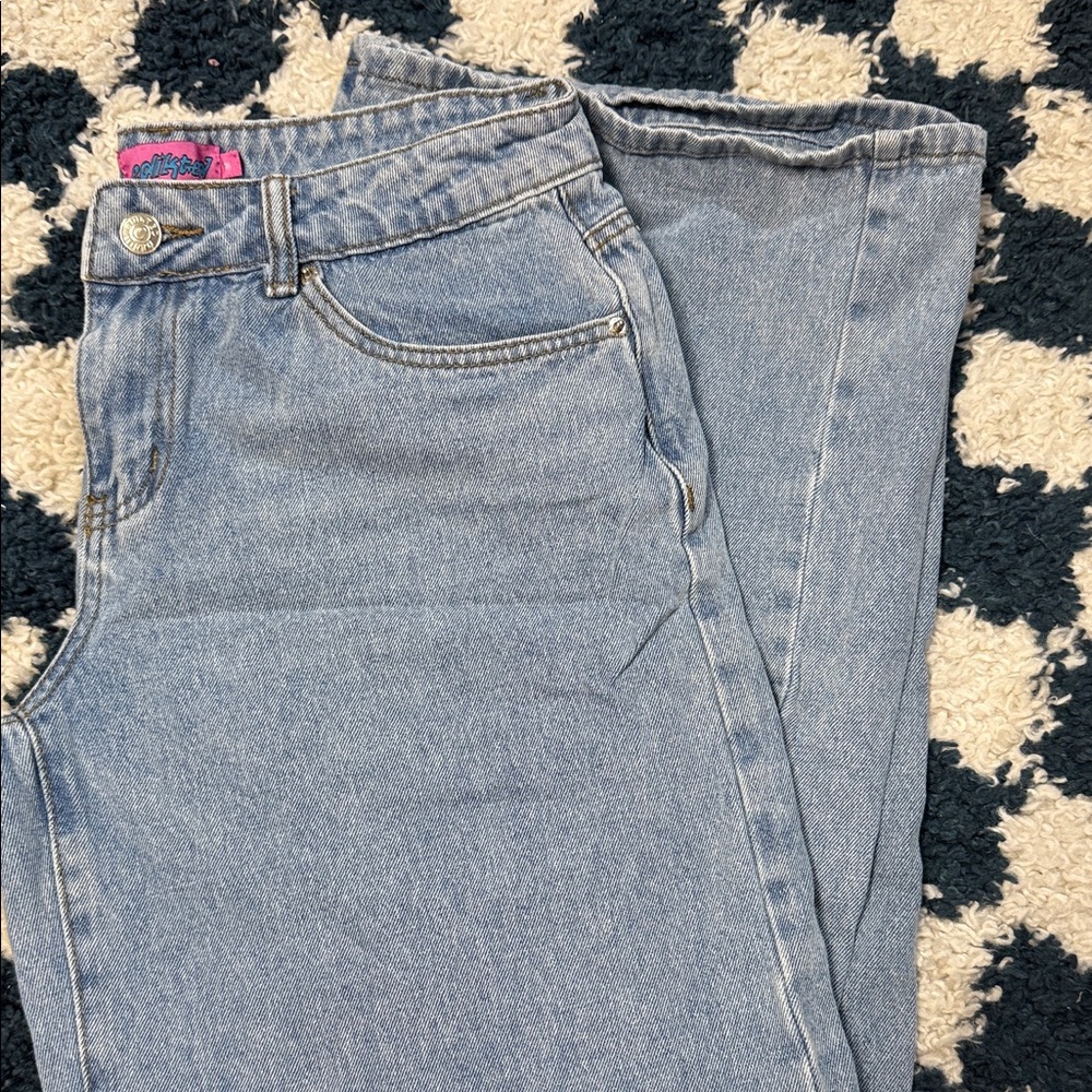 Edikted Raelynn Low Rise Light Blue Denim Jeans
